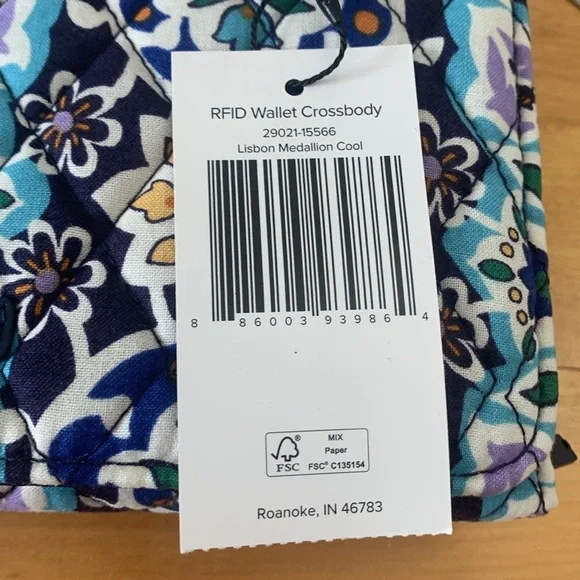 Vera Bradley RFID Wallet Crossbody Blue White "Lisbon Medallion Cool" NEW - Picture 9 of 10
